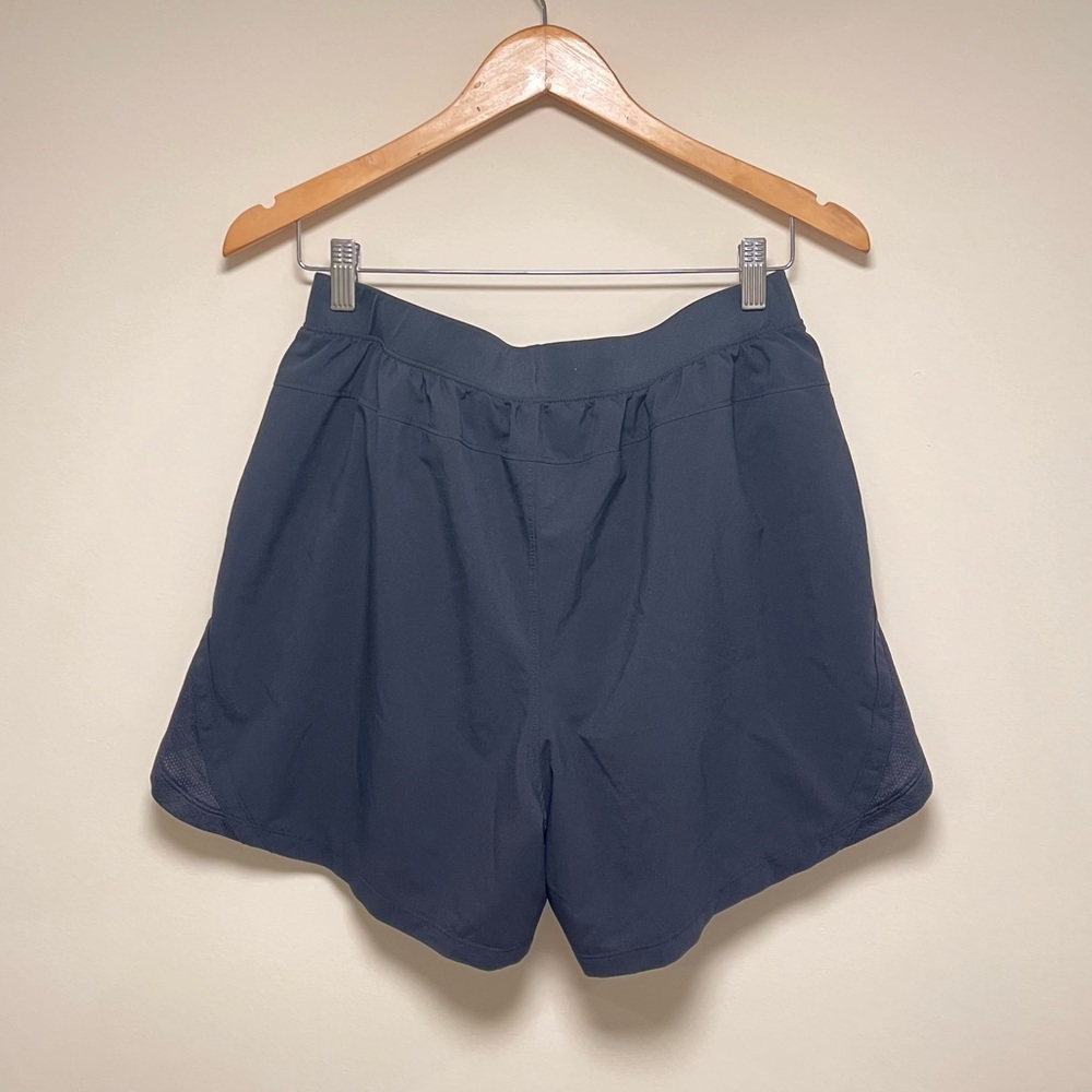 under armour men’s large 5” lined black running shorts